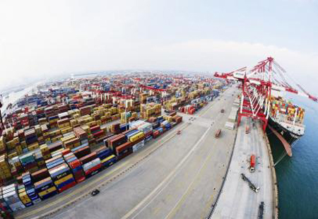 中国外贸表现亮眼 对一带一路沿线国家比重提升