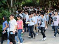 北京今年高考生有进入考点和考场两次安检