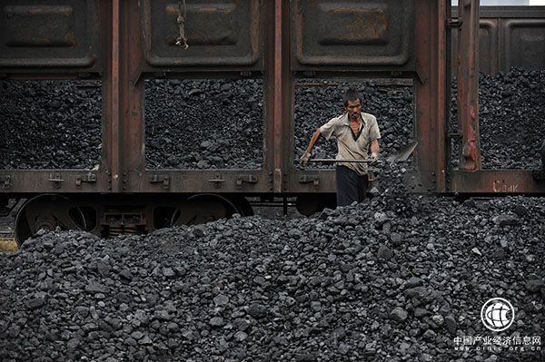 国家发改委：今年煤炭净增产能约2亿吨，煤、电供给能力充裕