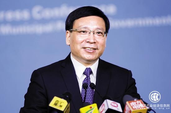 陈如桂任深圳市人民政府副市长、代理市长