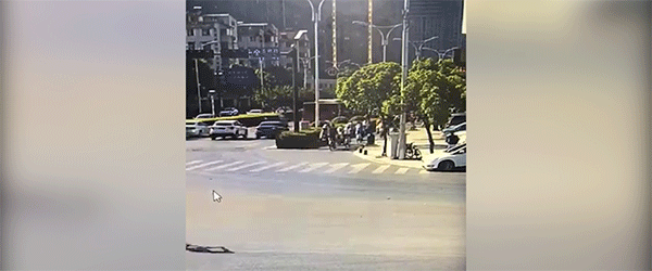 杭州店铺燃爆已致2人死亡55人受伤，其中12人伤势较重