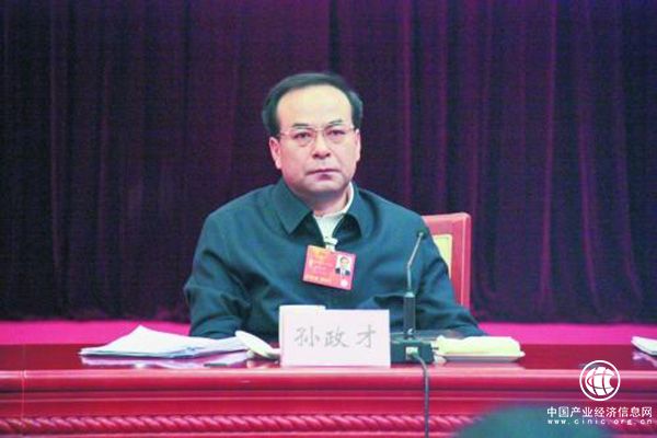 中共中央决定：对孙政才同志涉嫌严重违纪问题立案审查