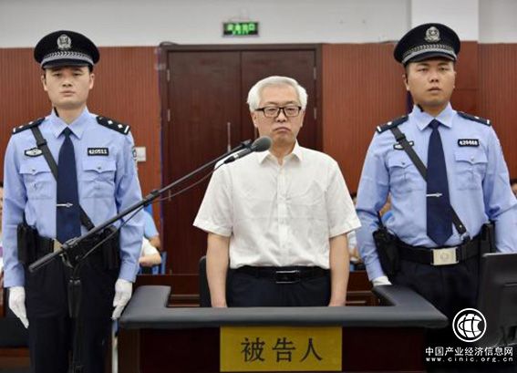 河南西峡县一局长挪公款搞“猪产业”