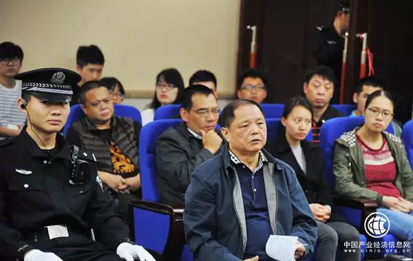 广西公安厅交管局原局长韦宁贤受贿千万一审被判15年