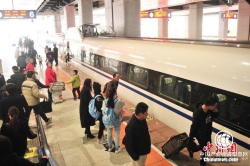 全国铁路今迎大调图 京沪高铁“复兴号”正式提速
