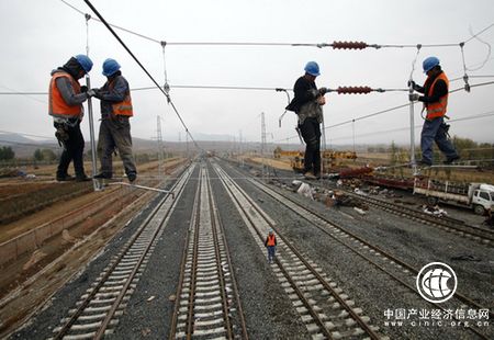 轨道上的江苏跑出加速度 铁路建设滚动发展