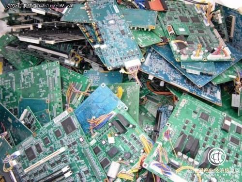 全球电子垃圾数量庞大 去年仅两成获回收