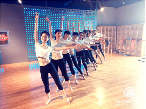 私人健身教练培训 香港体协健身学院开启教练