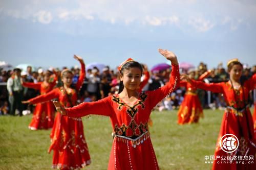 新疆打造全域旅游发展新格局