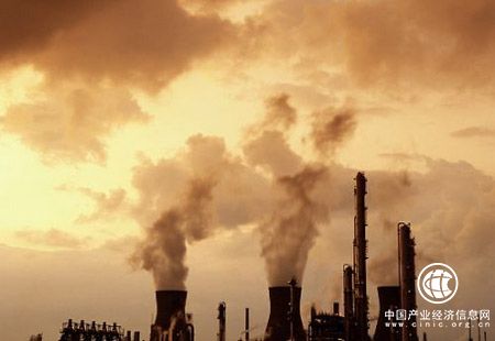 大气污染防治进入攻坚期 重点调整能源结构和产业结构