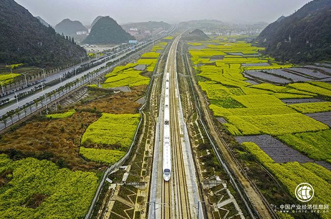 全国铁路将施行新的列车运行图,北京到杭州“复兴号” 仅需4时18分