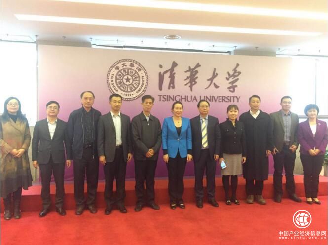 快牛金科受邀出席第五届财经中国V论坛，纵论人工智能