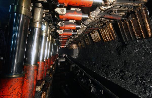 山西长治提前2年完成化解煤炭过剩产能目标