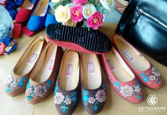 河南省偃师市：“中国布鞋之都”的美丽蝶变