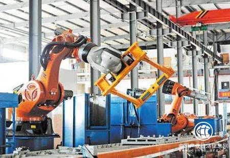 国产工业机器人核心关键技术弱 国际市场竞争力不高