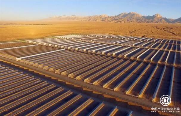 我国首个大型太阳能光热示范电站正式投运