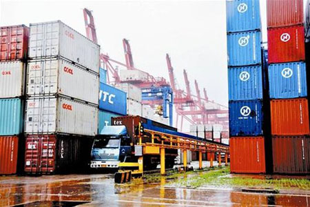 商务部：保障外贸货物国内运输畅通 持续缓解国际物流压力