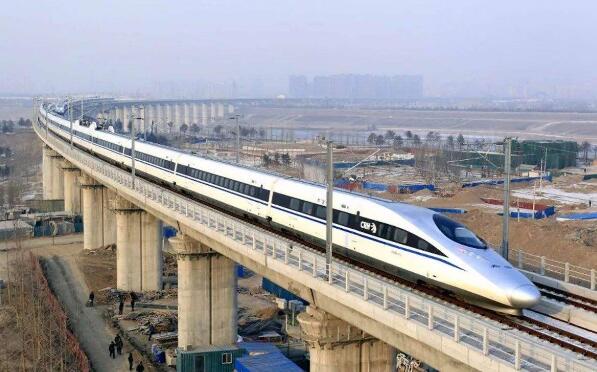 京沪高铁搭起高铁经济走廊