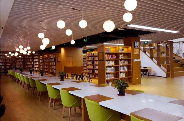 傅雷主题图书馆开馆 开辟上海首家图书馆“深夜书房”
