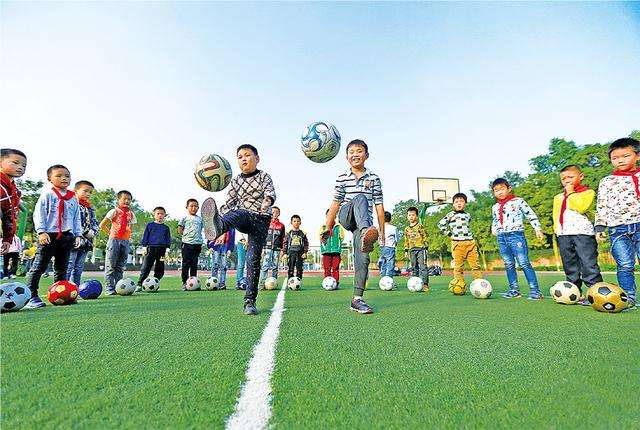 校园足球将开启升级版 打造中国特色足球青训体系