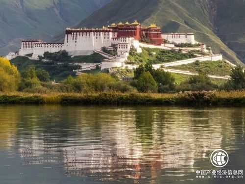 7680帧慢动作,华为Mate30电影四摄开创手机影