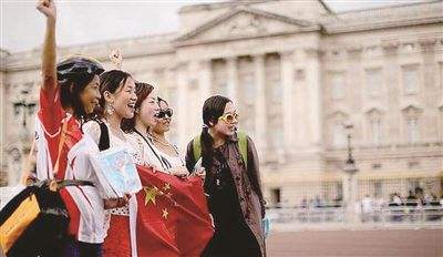 中国游客为世界旅游市场增添活力