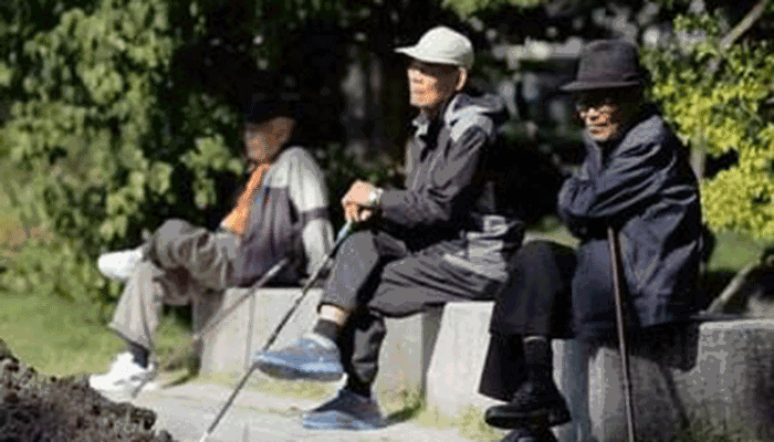中共中央国务院印发国家积极应对人口老龄化中长期规划