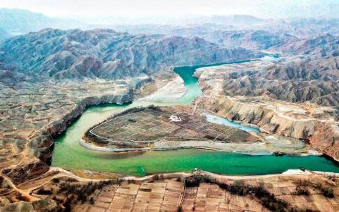 甘肃省白银市以“生态修复＋旅游开发”做好“黄河”文章