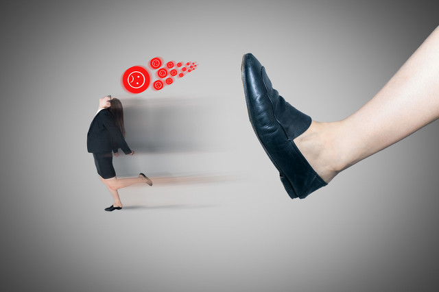 拉夏贝尔董事长_拉夏贝尔正品吊牌图片(2)