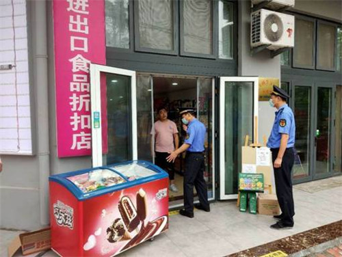 【为“中考”保驾护航】青岛市南区综合行政执法局全力做好市容环境执法保障工作