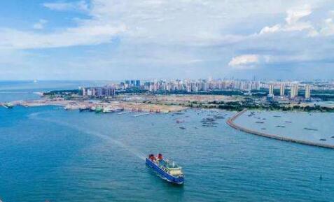 确保海南自贸港建设在法治轨道上行稳致远