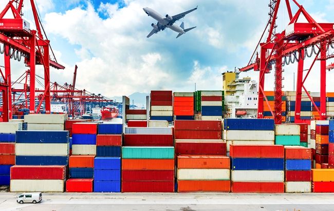 货物贸易第一大国地位稳固 中国成全球经贸“稳定器”