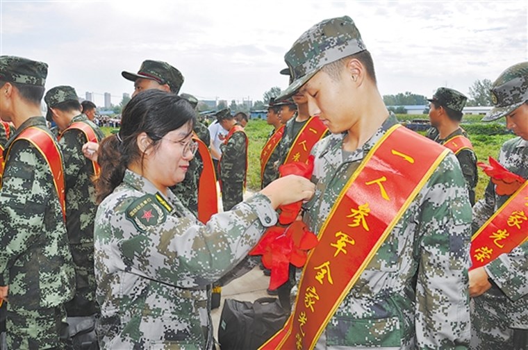 曹县举行2020年度新兵入伍欢送仪式