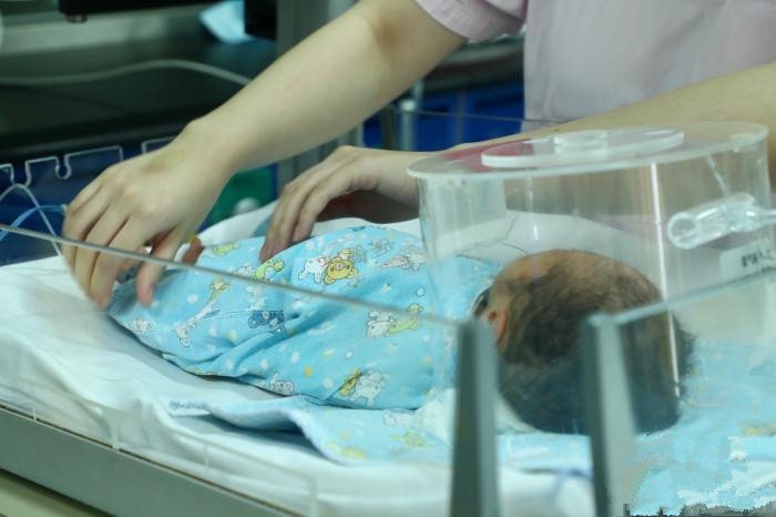 上海医疗机构尝试开通早产儿网上咨询平台