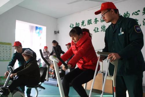 福建：保障残疾人两项补贴精准发放