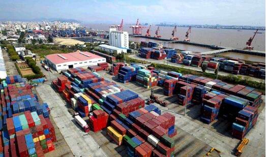 4月份我国货物贸易进出口同比增长5.6%