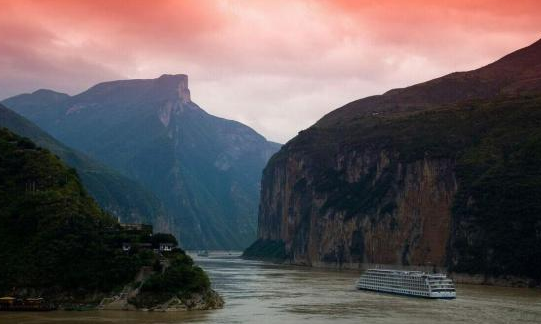 三峡大坝旅游区恢复对外开放