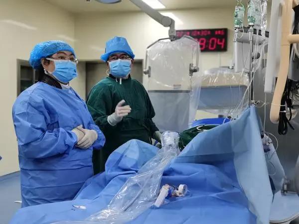 济宁医学院附属医院成功救治两名CTO患者