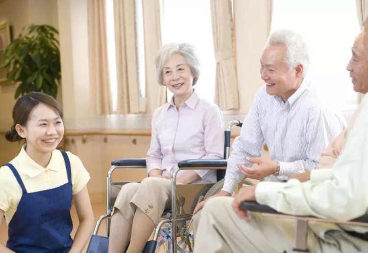 国务院发布养老五年发展规划：丰富老年人文体休闲生活