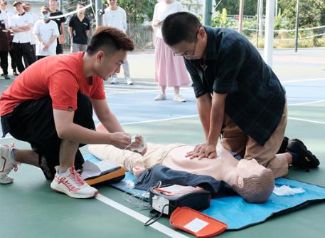 教育部鼓励急救教育试点学校配备自动体外除颤器