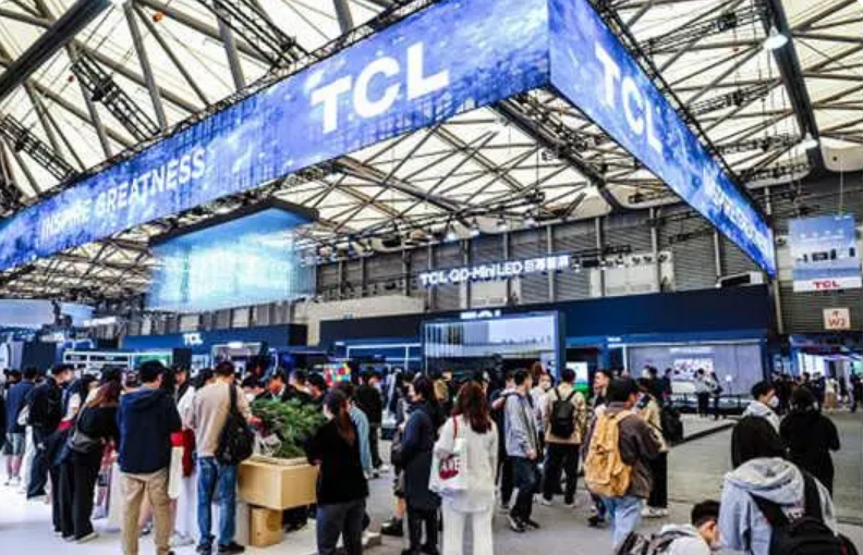 TCL三大产业携超百种前沿产品亮相AWE 2023