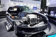 燃料电池汽车“提速”离不开标准建设
