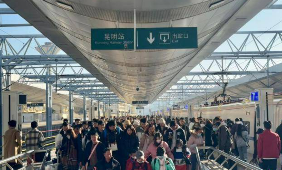 中老铁路老挝段单日旅客发送量创新高
