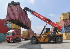 福建泉州：1—2月外贸进出口556.3亿元 劲增55.7%