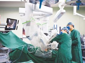 医疗装备迎更新改造 手术机器人加速“上岗”有“妙手”