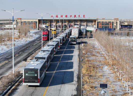 内蒙古二连浩特公路口岸4月1日起实施24小时货运通关