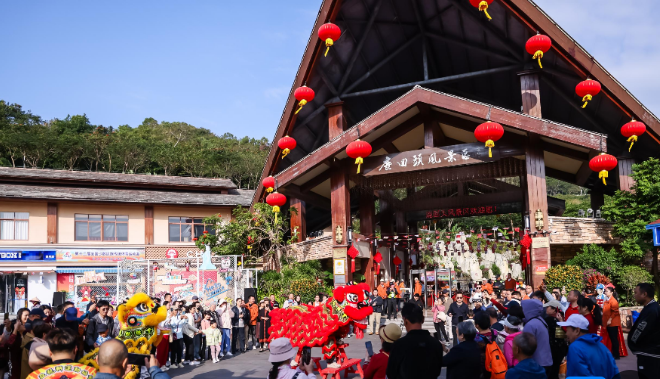 非遗游火了 春节旅游市场活力强劲