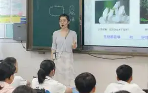 教育部：建立健全与人口变化相适应的基础教育资源统筹调配机制