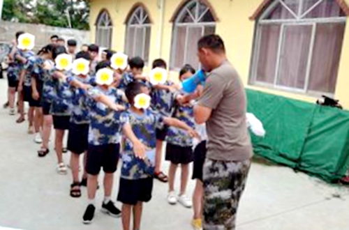郯城县关工委孤困儿童志愿服务团夏令营在日照开营