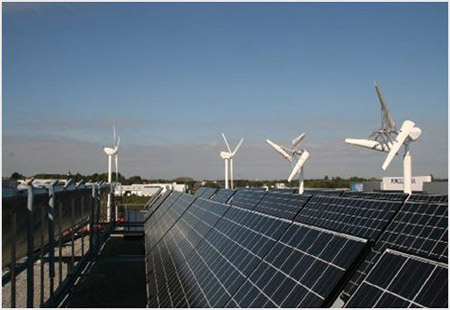 全国累计发电装机容量已超30亿千瓦 将推进三批大型风电光伏基地建设